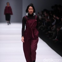 Koleksi Brand dari IKYK for Zalora dengan mengusung tema The Urbanist di Jakarta Fashion Week 2017. Senayan City. Jakarta. [Foto: Mohammad Abduh/Wolipop]