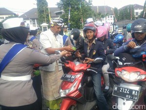 Cengli, Cara Unik Satlantas Semarang Tunjukan Kebhinekaan