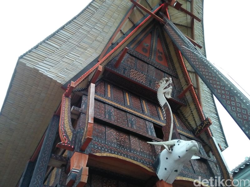 Tongkonan, rumah adat orang Toraja