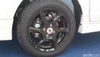 Datsun GO Panca Special Version tersedia sebanyak 250 unit untuk White Edition dan 50 unit untuk Red Edition.