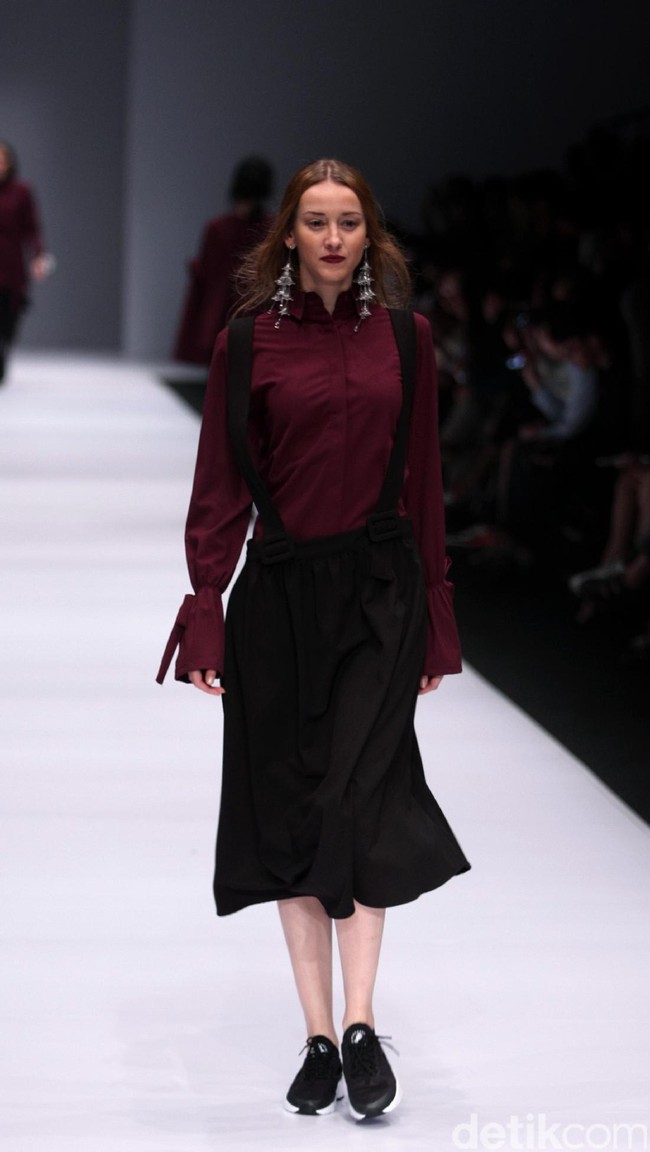 Koleksi Brand dari IKYK for Zalora dengan mengusung tema The Urbanist di Jakarta Fashion Week 2017. Senayan City. Jakarta. [Foto: Mohammad Abduh/Wolipop]