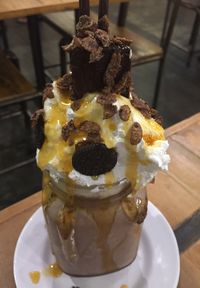 OTW Food Street: Gurih Mantap, Mie Hijau Sapi Lada Hitam dan Martabak Telur