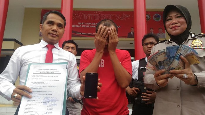 Tipu Warga Surabaya, Jasmo Boromania Diamankan