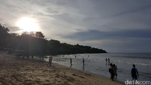 Sunset di Pantai Jimbaran (Fitraya/detikTravel)