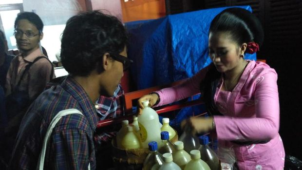 Saat Yati Tukang Jamu Bikin Semangat Pendukung Ahok-Djarot