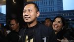 Cagub Agus Didampingi Annisa Pohan Tiba di Lokasi Debat