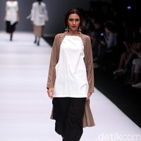 Koleksi Brand dari IKYK for Zalora dengan mengusung tema The Urbanist di Jakarta Fashion Week 2017. Senayan City. Jakarta. [Foto: Mohammad Abduh/Wolipop]