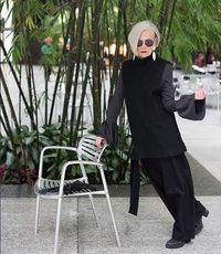 5 Fashion Blogger Populer di Usia 50-an, Tak Kalah Keren dari yang Muda