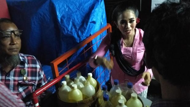 Saat Yati Tukang Jamu Bikin Semangat Pendukung Ahok-Djarot