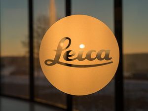 Kamera Baru Leica yang Dijual dengan Harga Sesuai Permintaan