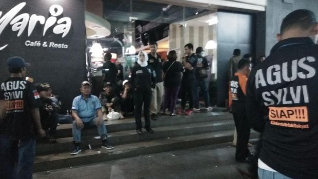Di Keriuhan Pendukung Cagub DKI, Once: Saya Harap Debat Lugas