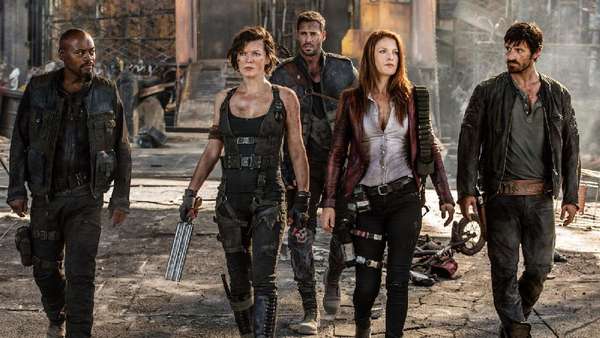 Aksi Mila Jovovich di Resident Evil: The Final Chapter Aksi Mila Jovovich di Resident Evil: The Final Chapter