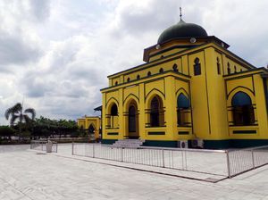 Jadwal Buka Puasa dan Salat Isya Pekanbaru Sekitarnya 27 Maret 2023