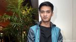 Wajah Ricky Harun Awet Muda, Nggak Percaya?