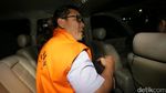 Memakai Rompi Oranye, Kamaludin Resmi Ditahan