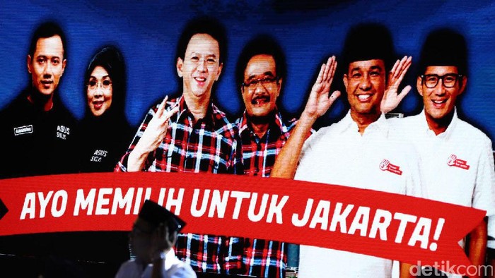 Tiga Pasangan Calon Naik Disambut Meriah Yel-yel Pendukung