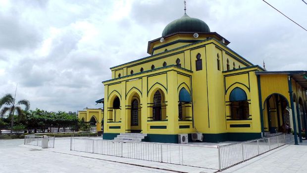 Masjid Syahabuddin yang cantik (Wahyu/detikTravel)