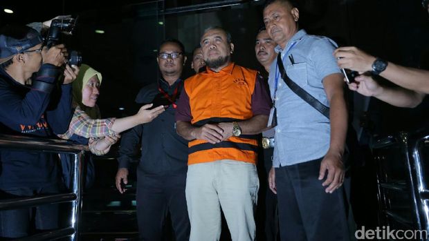 Akhir Patrialis Akbar: Dipecat PTUN, Dipulihkan MA, Ditangkap KPK