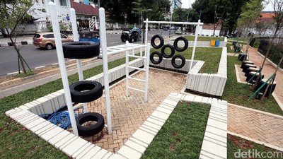 Taman Diponegoro Nampak Asri dan Nyaman