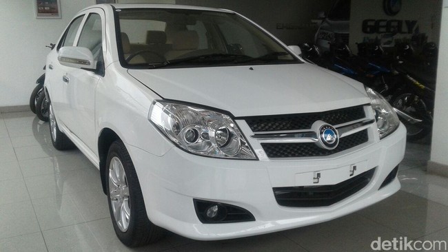Mobil China Pergi dan Kembali