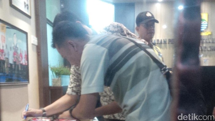 OTT Kadis Penanaman Modal, Ridwan Kamil: Pelayanan Tak Terganggu