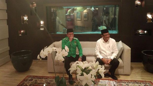 Sebelum pengajian, Djarot bertemu dengan pengurus PPP kubu Djan Faridz.