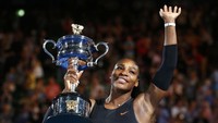Kemenangan tersebut diraih Serena usai mengalahkan kakak kandungnya Venus Williams di laga final. Serena meraih kemenangan 6-4 dan 6-4. REUTERS/Edgar Su.