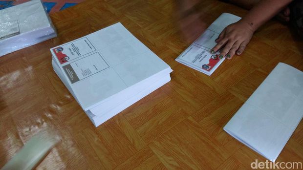 Proses penyortiran surat suara 