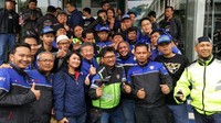 Yamaha melepas sekitar 100 peserta turing yang diikuti oleh pengguna Maxi Yamaha. Turing tersebut dibuka langsung oleh Presiden Direktur PT YIMM, Minoru Morimoto di Flagship Shop Yamaha, Jakarta pada Minggu pagi. Foto: Yamaha