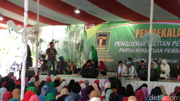 Ahok hadiri pembekalan perempuan PPP / 