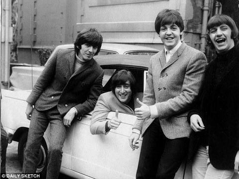 Mobil Bekas John Lennon Dilelang Mulai Rp 6,6 Miliar, Minat?
