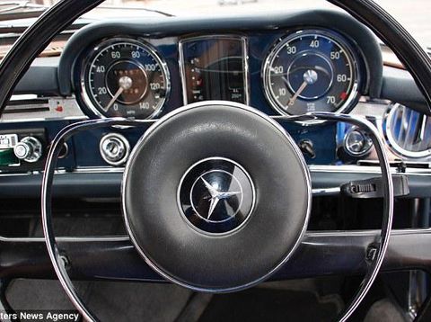 Mobil Bekas John Lennon Dilelang Mulai Rp 6,6 Miliar, Minat?