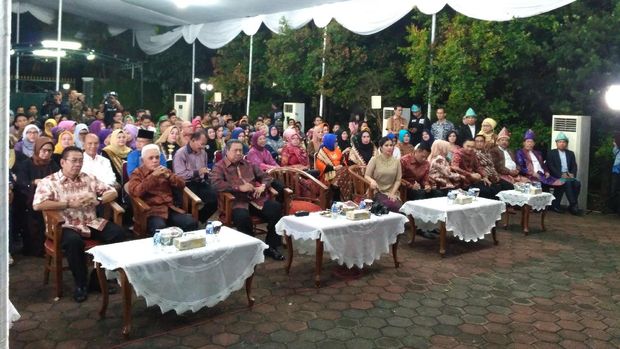 Acara Agus dan Sylviana di Cikeas