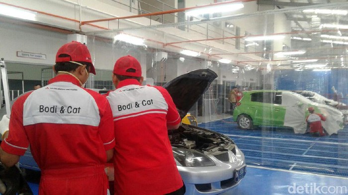 Mitsubishi Hadirkan Bengkel Bodi dan Cat Pertama di Jabodetabek