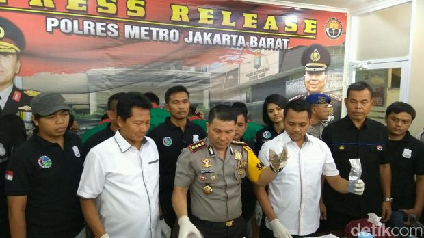 Polisi Bongkar Sindikat Gorila di Perumahan TNI AD di Cipinang