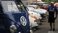 Berbagai model VW nampak dihadirkan di pasar akhir pekan ini.