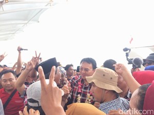 Disambut Warga Pulau Pramuka, Ahok: Sudah Kayak Pengantin