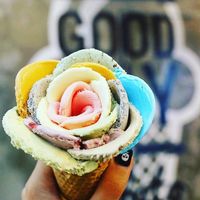 Wah, Cantiknya Gelato Bunga Bercitarasa Thai Milk Tea dan Durian!