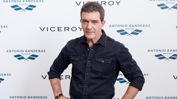 Antonio Banderas MADRID, SPAIN - NOVEMBER 18: Spanish actor Antonio Banderas presents the new Viceroy collection on November 18, 2016 in Madrid, Spain. (Photo by Pablo Cuadra/Getty Images)