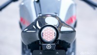 Tidak sampai disitu, bagi 95 pemilik moge Yamaha-Abarth ini, secara otomatis akan terdaftar menjadi komunitas Yamaha VIP Abarth Experience.