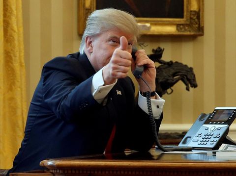 Mengapa Donald Trump Tidak Pernah Pakai Cincin Kawin? 