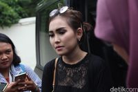 Penyesalan Ayu Ting Ting Tak Sempat Besuk Ayah Ruben Onsu
