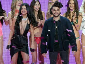 Selena Gomez Pamer Kemesraan dengan The Weeknd di Foto Instagram