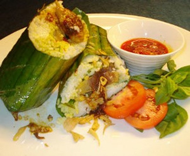 Olah Buntut Sapi Jadi Sajian Asam Pedas dan Nasi Bakar Sedap Ini