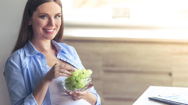 Aturan Makan yang Perlu Diperhatikan Ibu Hamil Kembar