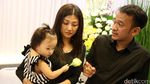 Sarwendah Setia Temani Ruben Onsu Lepas Sang Ayah