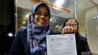 Adapun cuitan Fahri yang dipermasalahkan berbunyi Anak bangsa mengemis menjadi babu di negeri orang dan pekerja asing merajalela. Soal cuitannya yang kontroversial itu, Fahri sendiri telah memberi penjelasan.