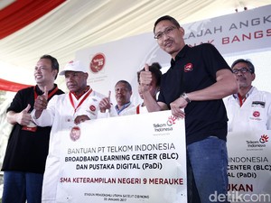 Pelajar di Pelosok Indonesia Makin Pintar dengan Pustaka Digital