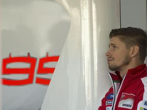Stoner Tercepat, Ducati Kuasai Hari Pertama