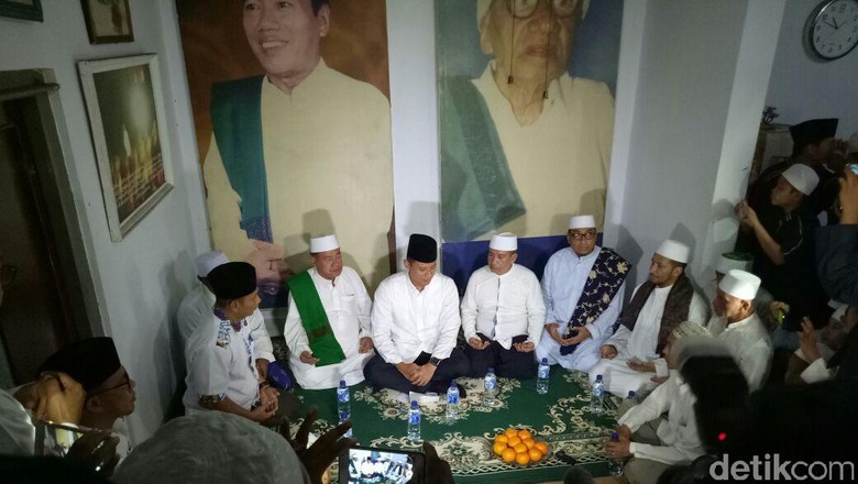 Gerilya ke Bukit Duri Agus Yudhoyono Disambut Yel yel 